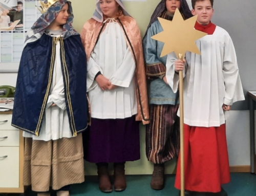 Sternsinger besuchen die Lobkos